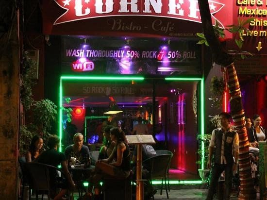 Corner Pub Hanoi